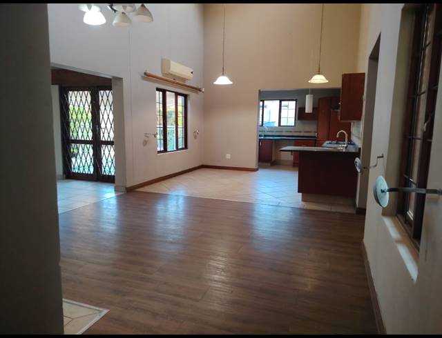 3 BEDROOM TOWNHOUSE FOR SALE IN WATERVAL EAST